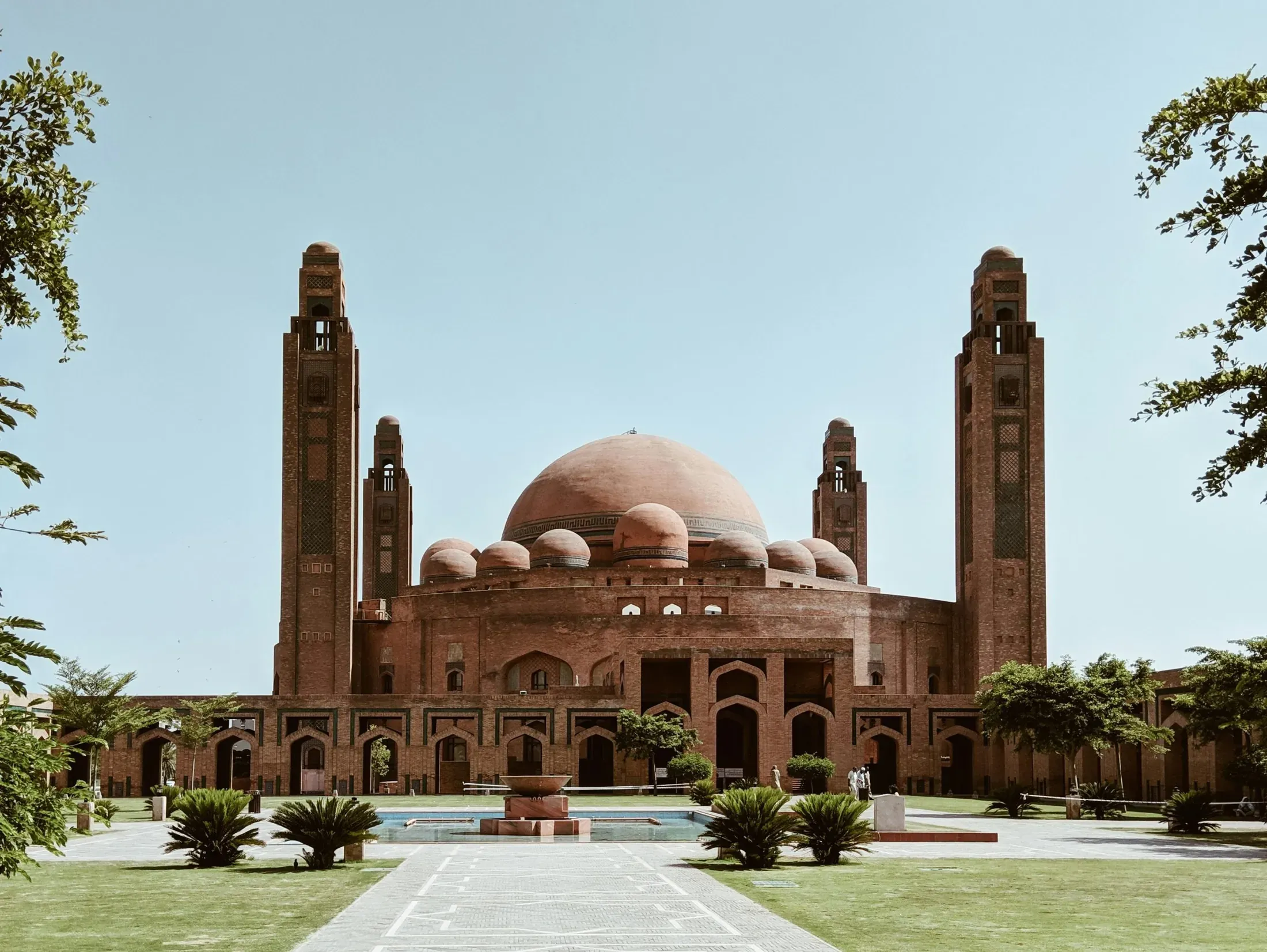 The Grand Jamia Mosque, Bahria Town Lahore