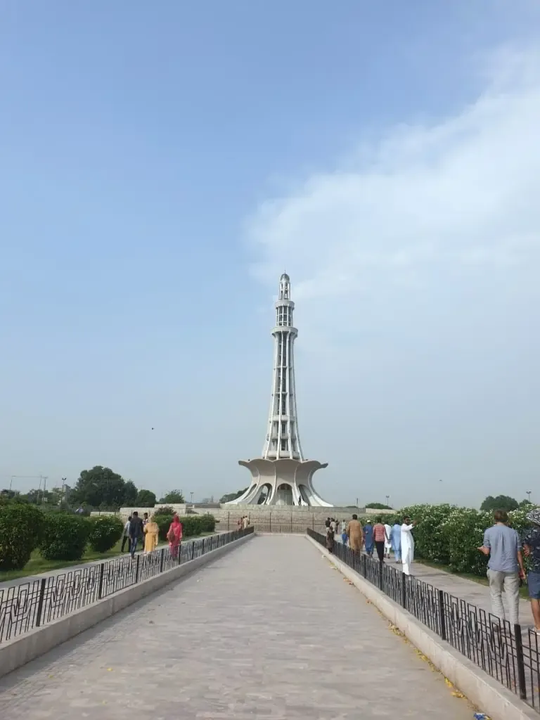 Minar-e-Pakistan, Lahore